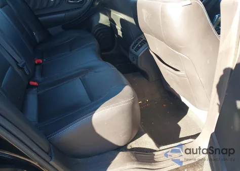 2013 Ford Taurus Limited z USA, uszkodzony, nr VIN 1FAHP2J89DG107730